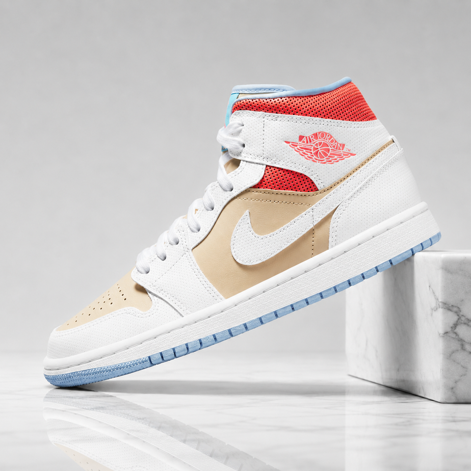 Air jordan 1 Mid SE Sesame