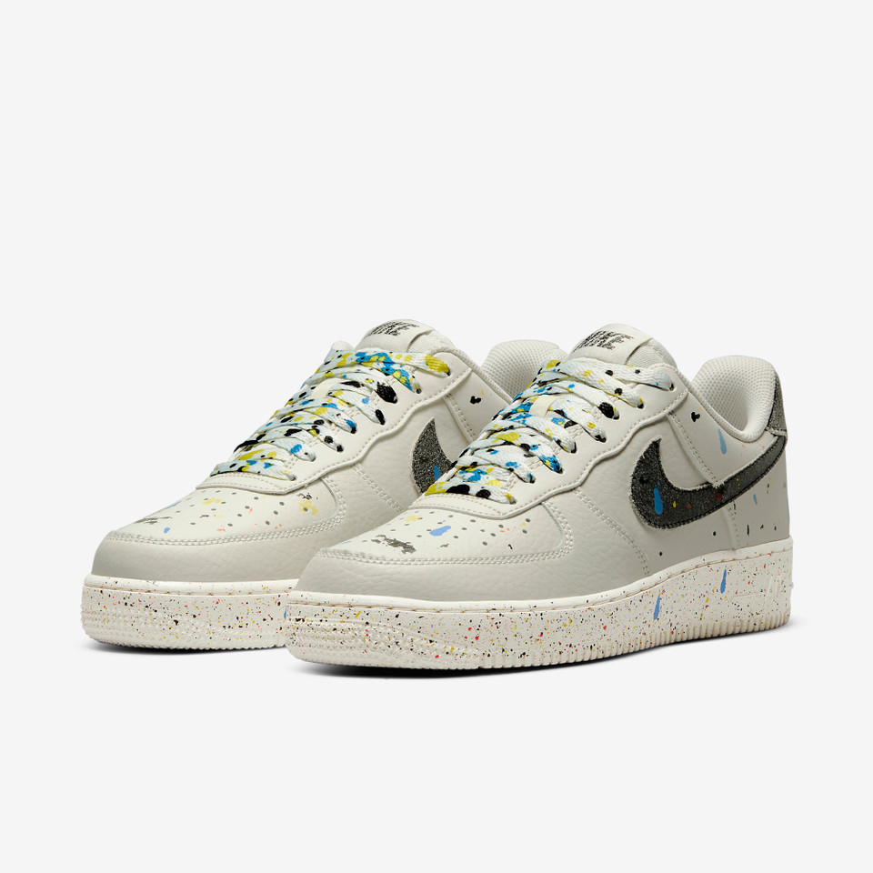 Air force 1 Lv8 Paint splatter