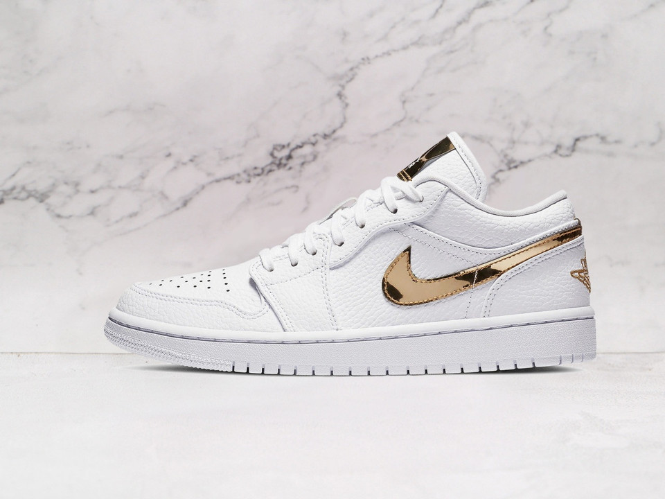 Air Jordan 1 Low SE Metallic Gold – White Leather with Metallic Gold Accents