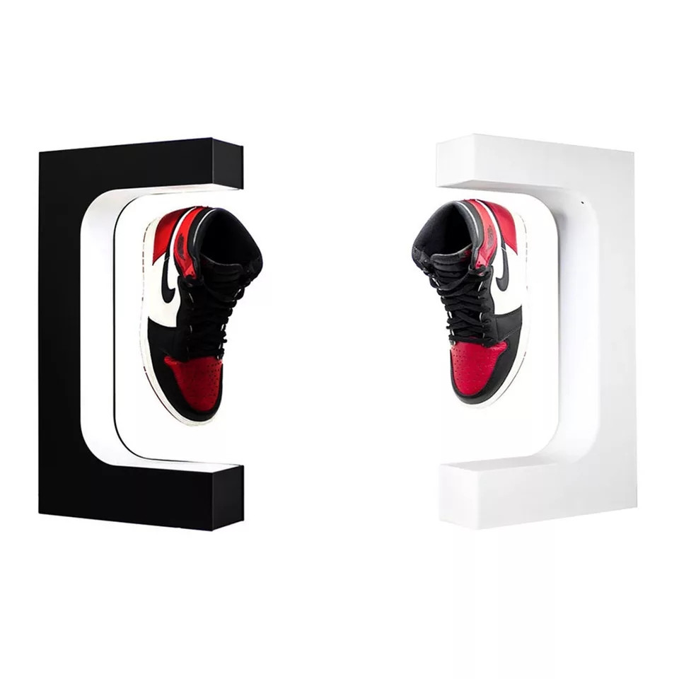 Floating Sneaker Display – Magnetic Levitating Stand with 360° Rotation & LED Lighting
