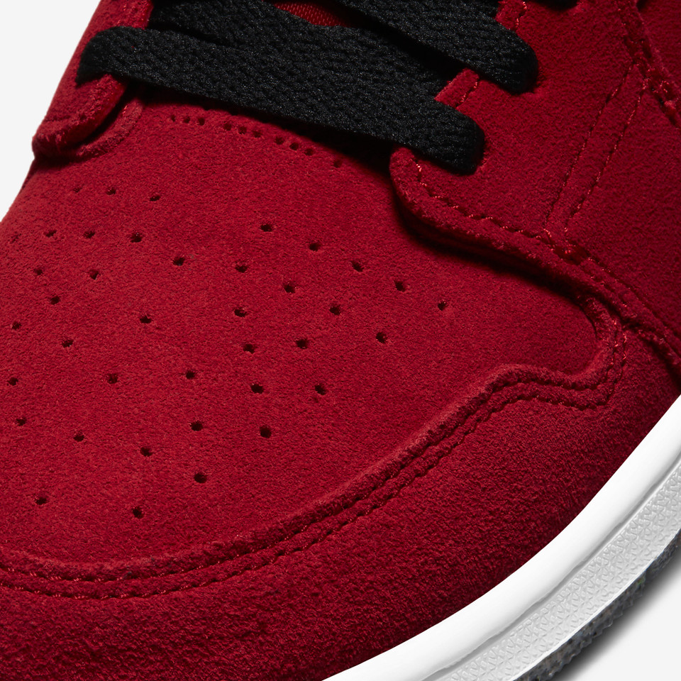 Air jordan 1 High Zoom CMFT Red suede