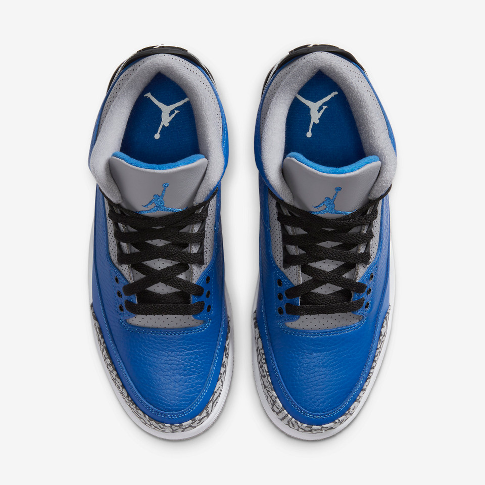 Air jordan 3 Retro Varsity loyal cement