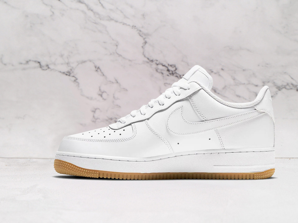 Nike Air Force 1 '07 'White Gum' – Classic Style with Modern Comfort Nike Air Force 1 '07 'White Gum' – Classic Style with Modern Comfort