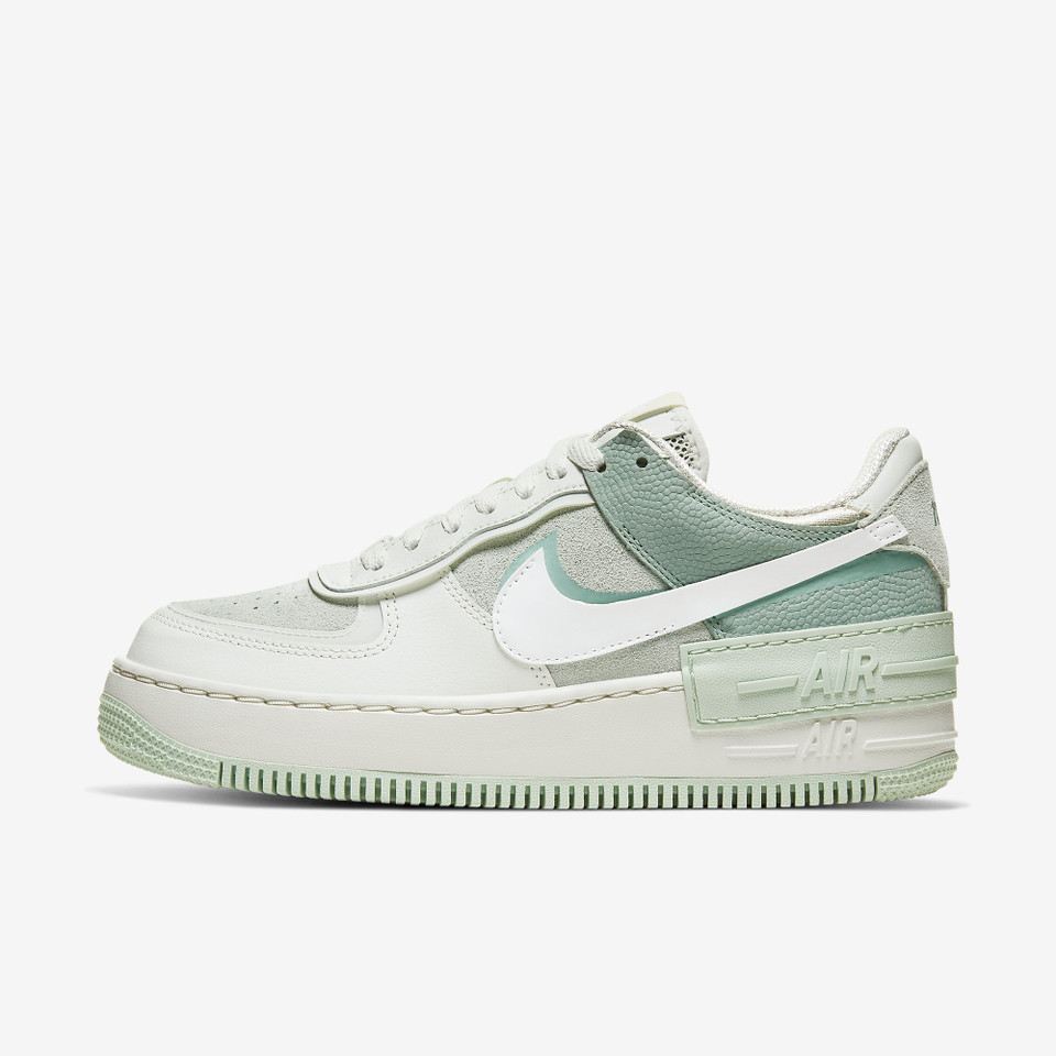 Air force 1 Shadow Spruce aurora white