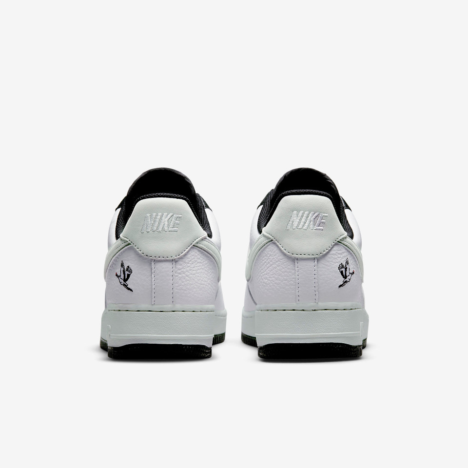 Air force 1 Milky stork