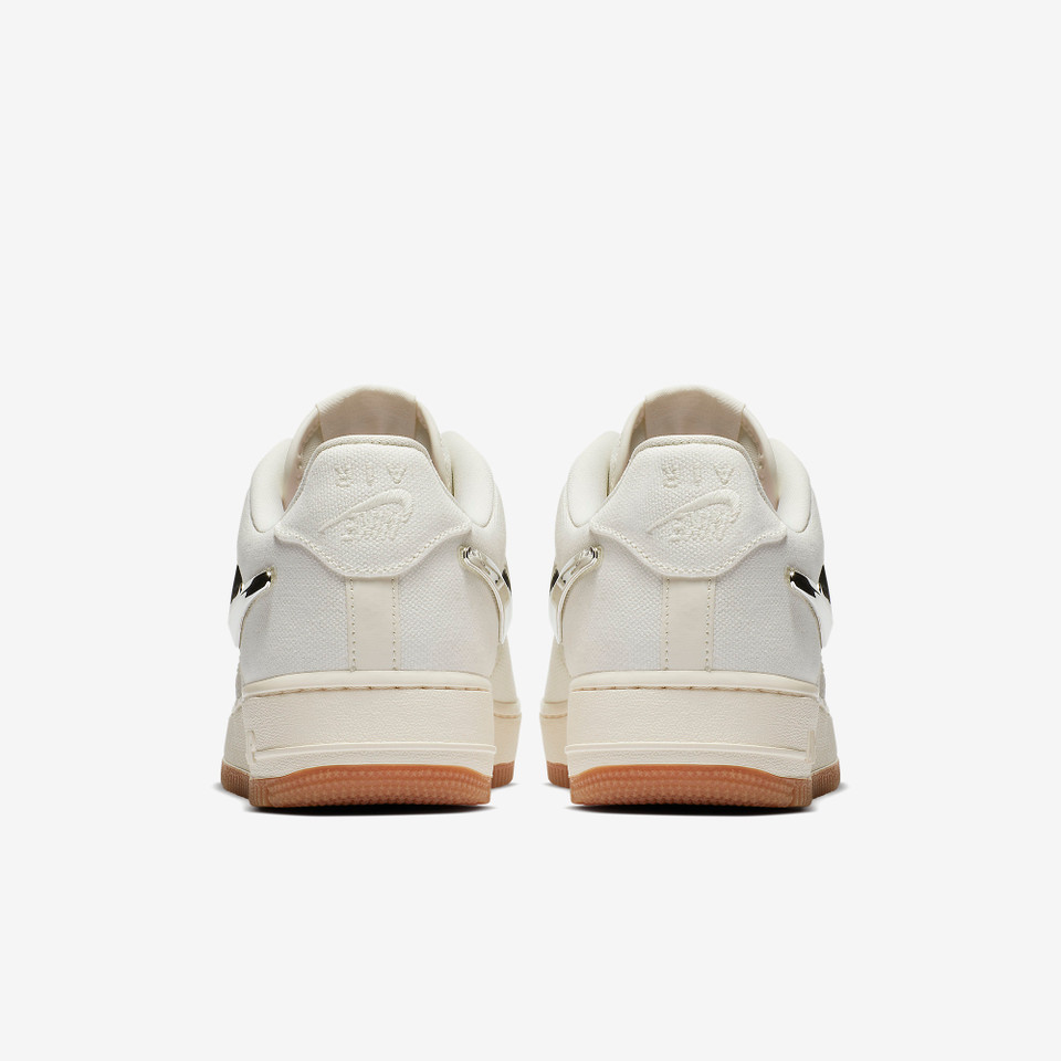 Air force 1 x Travis scott sail