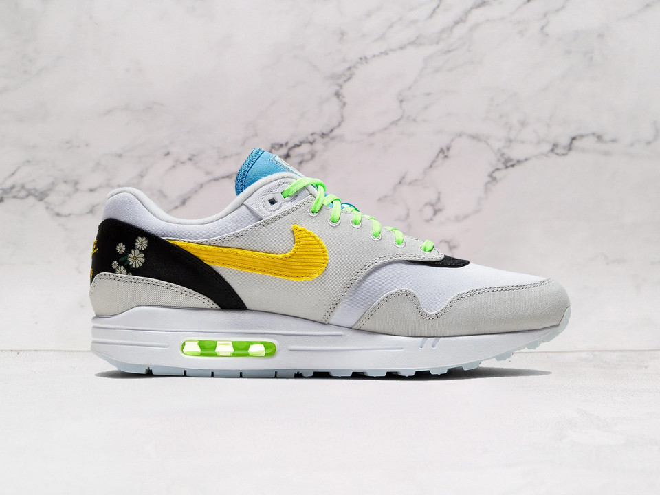 Nike Air Max 1 'Daisy' –  Daisy Heel Detailing