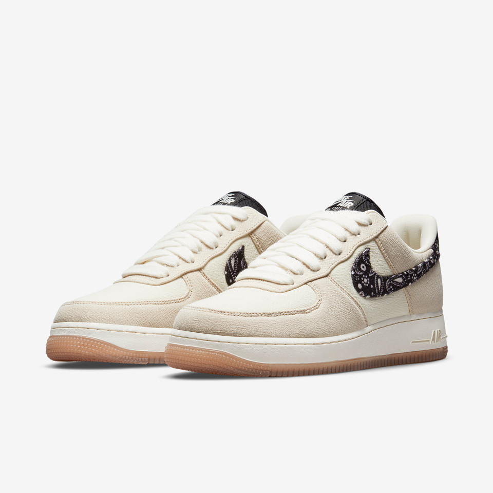 Air force 1 Lx Paisley swoosh