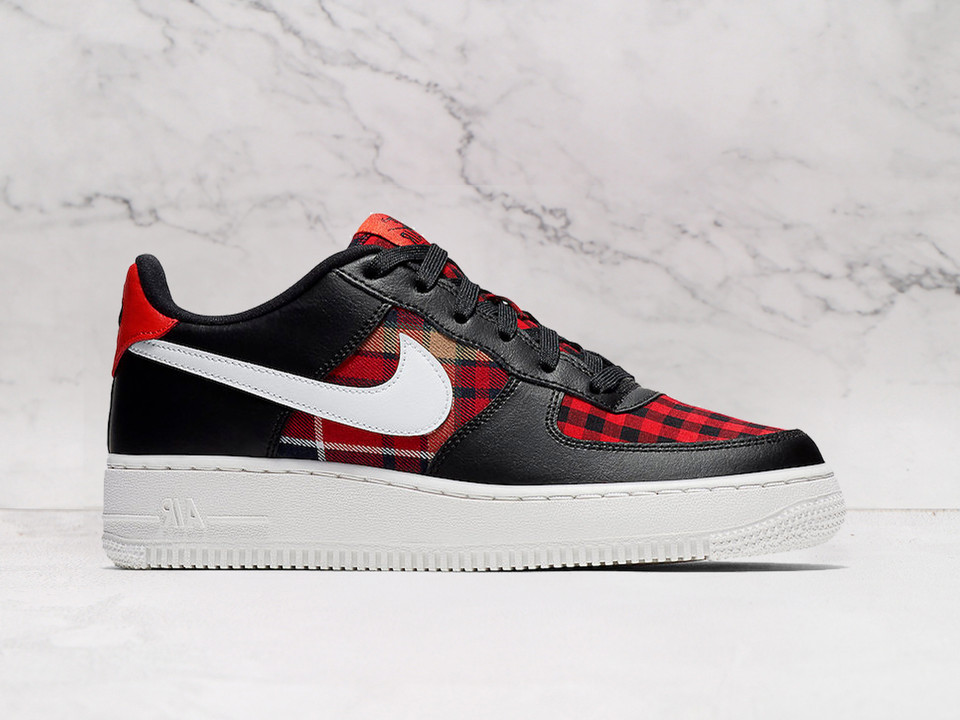 Air Force 1 Lx Flannel – Red and Black Checkered Flannel Upper Air Force 1 Lx Flannel – Red and Black Checkered Flannel Upper