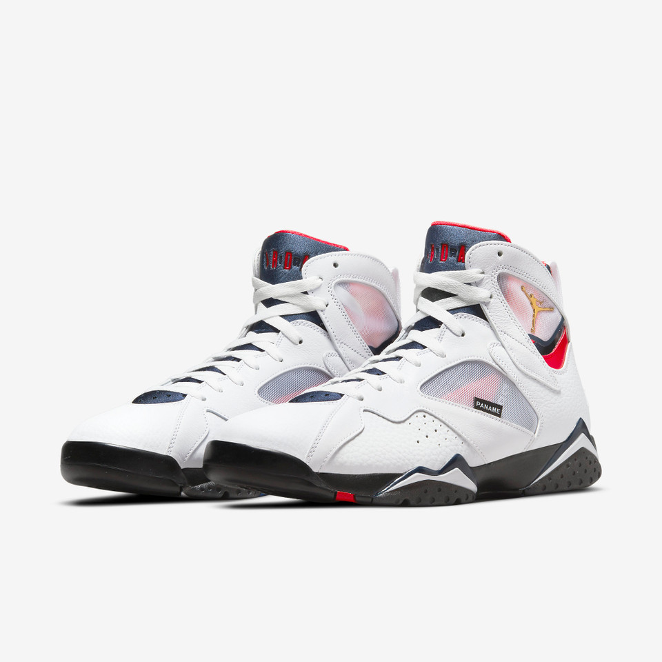 Air Jordan 7 Retro BCFC Paris Saint Germain