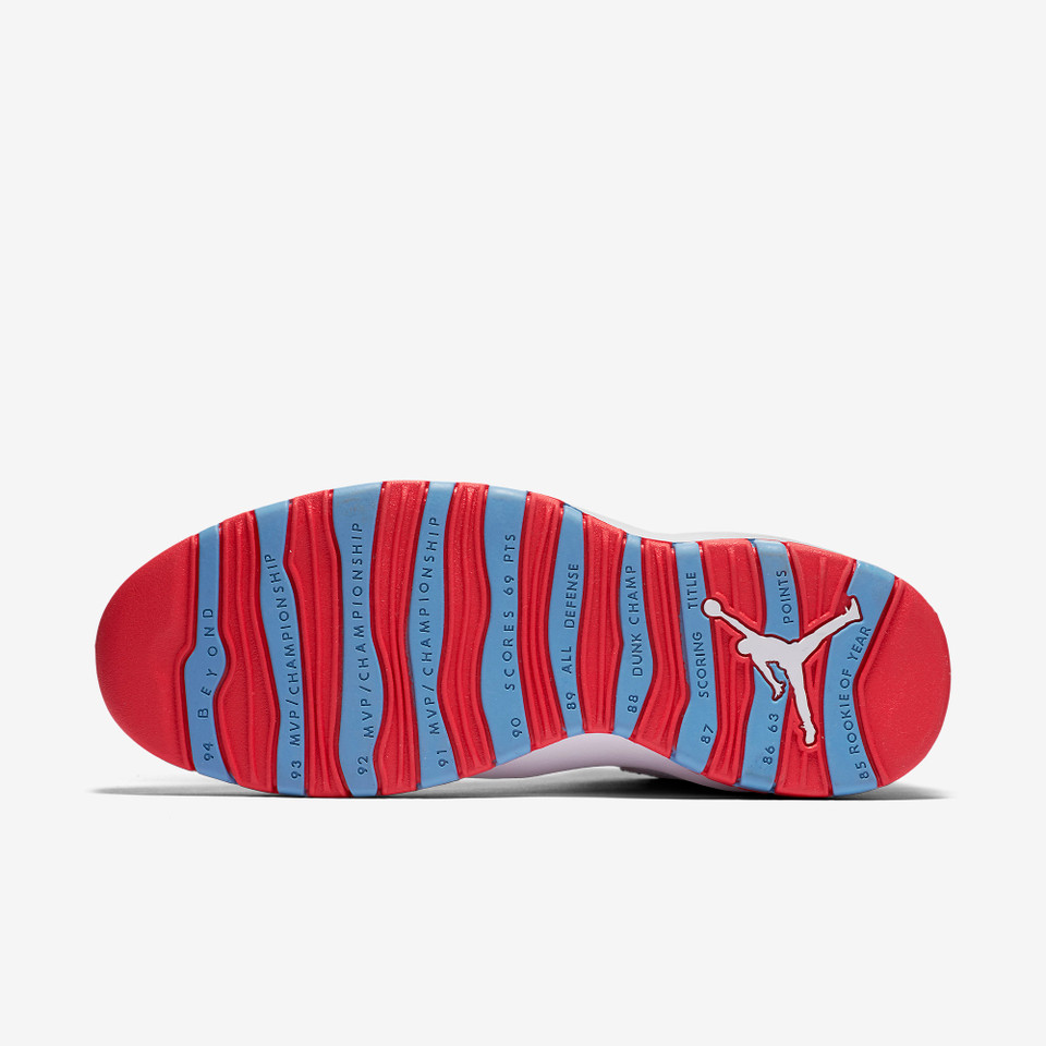 Air Jordan 10 Chicago Flag