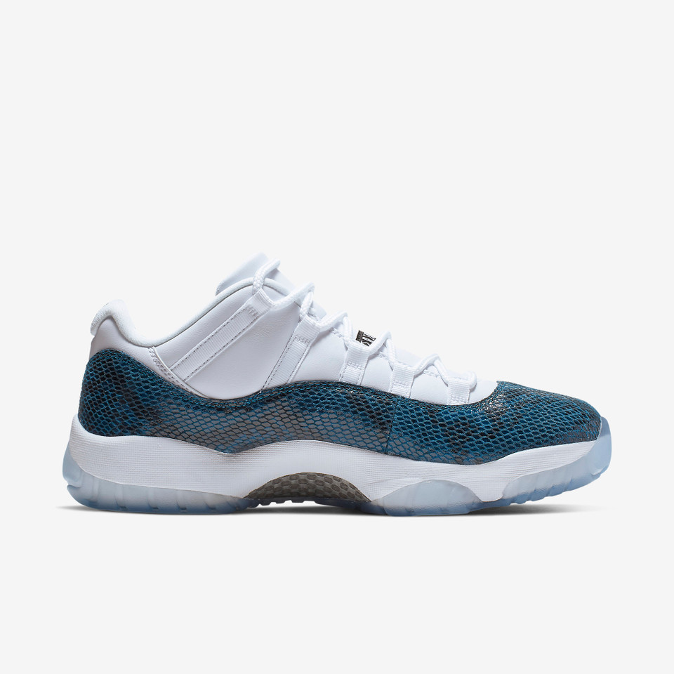 Air Jordan 11 Retro Snake Navy