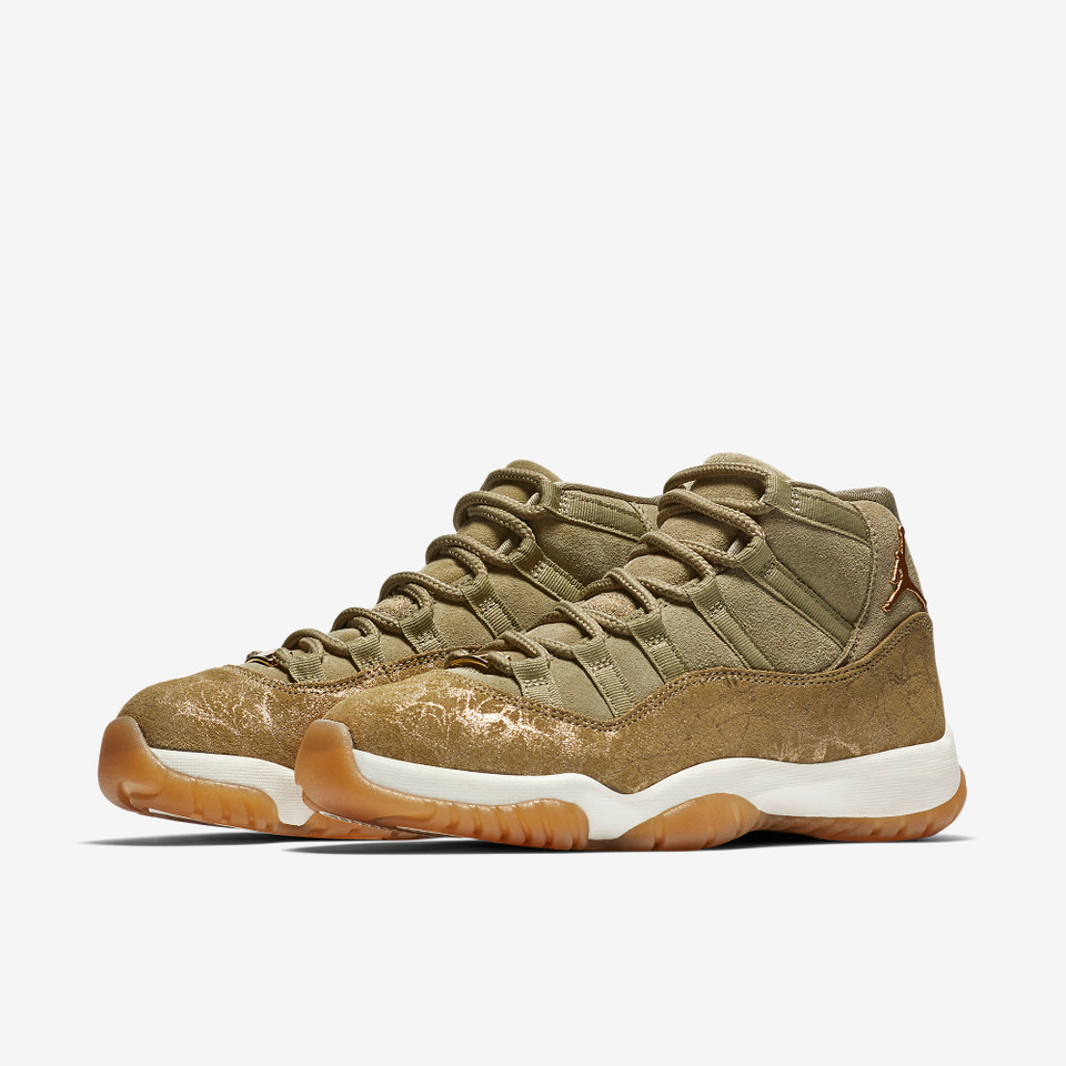 Air Jordan 11 Retro Olive Lux