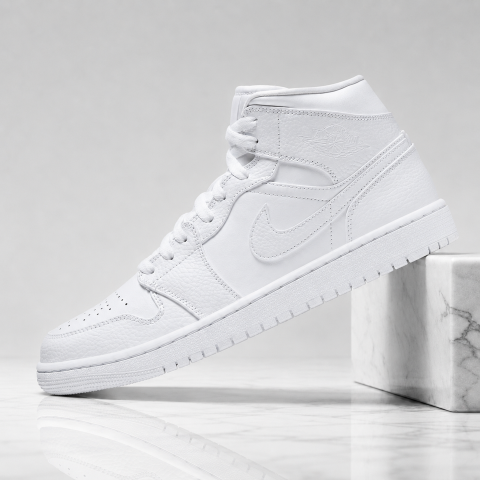 Air Jordan 1 Mid Triple White