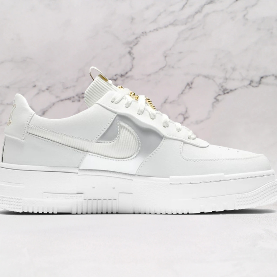 Air force 1 Pixel Summits white