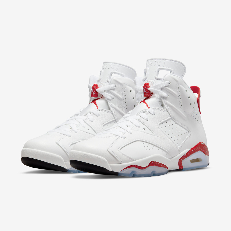 Air Jordan 6 Retro Red Oreo