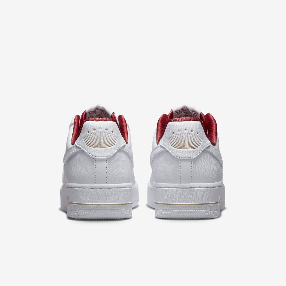 Air Force 1 Low '07 SE Just Do It Summit White Team Red