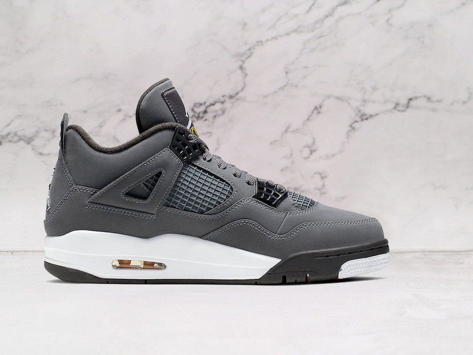AJ4 Cool Grey – Chrome Jumpman Heel Detail