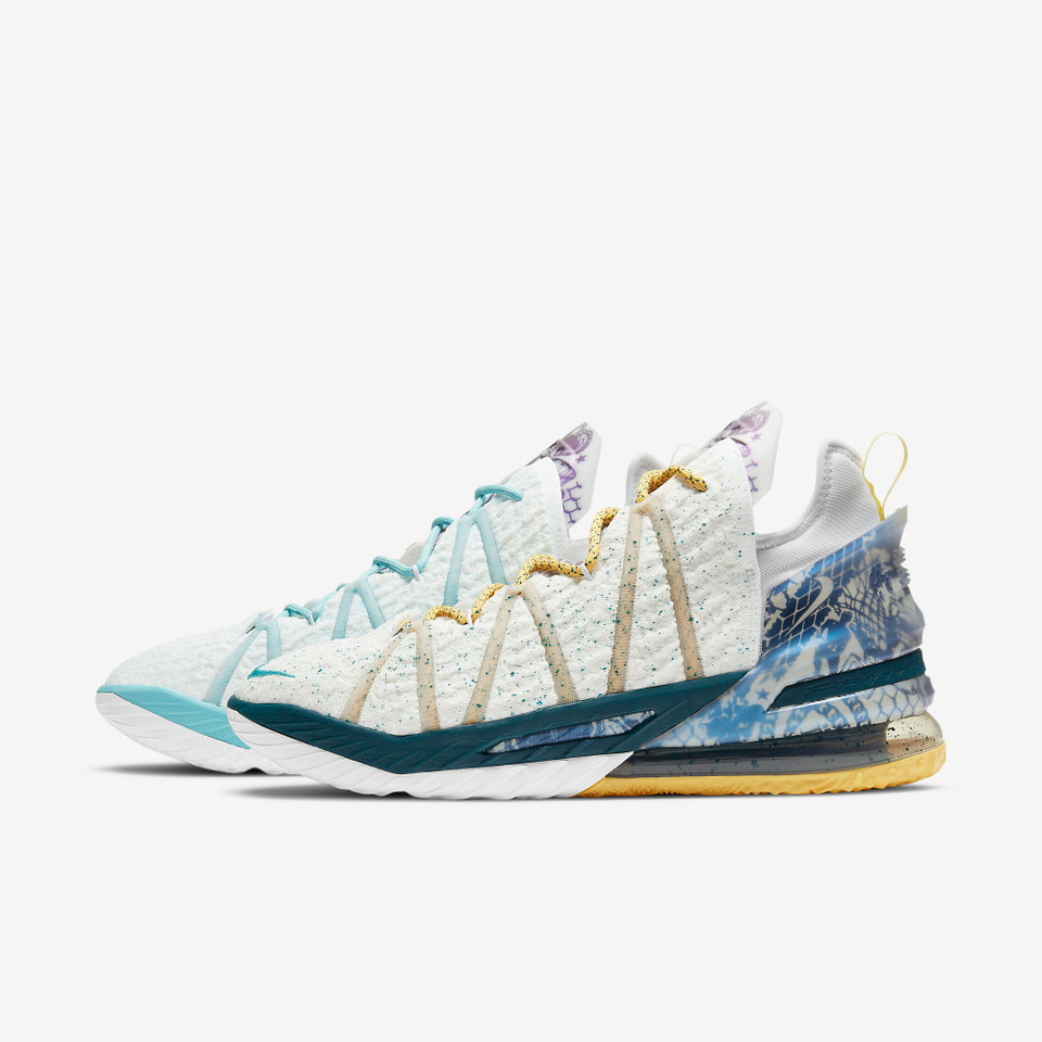 LeBron 18 Reflections Flip