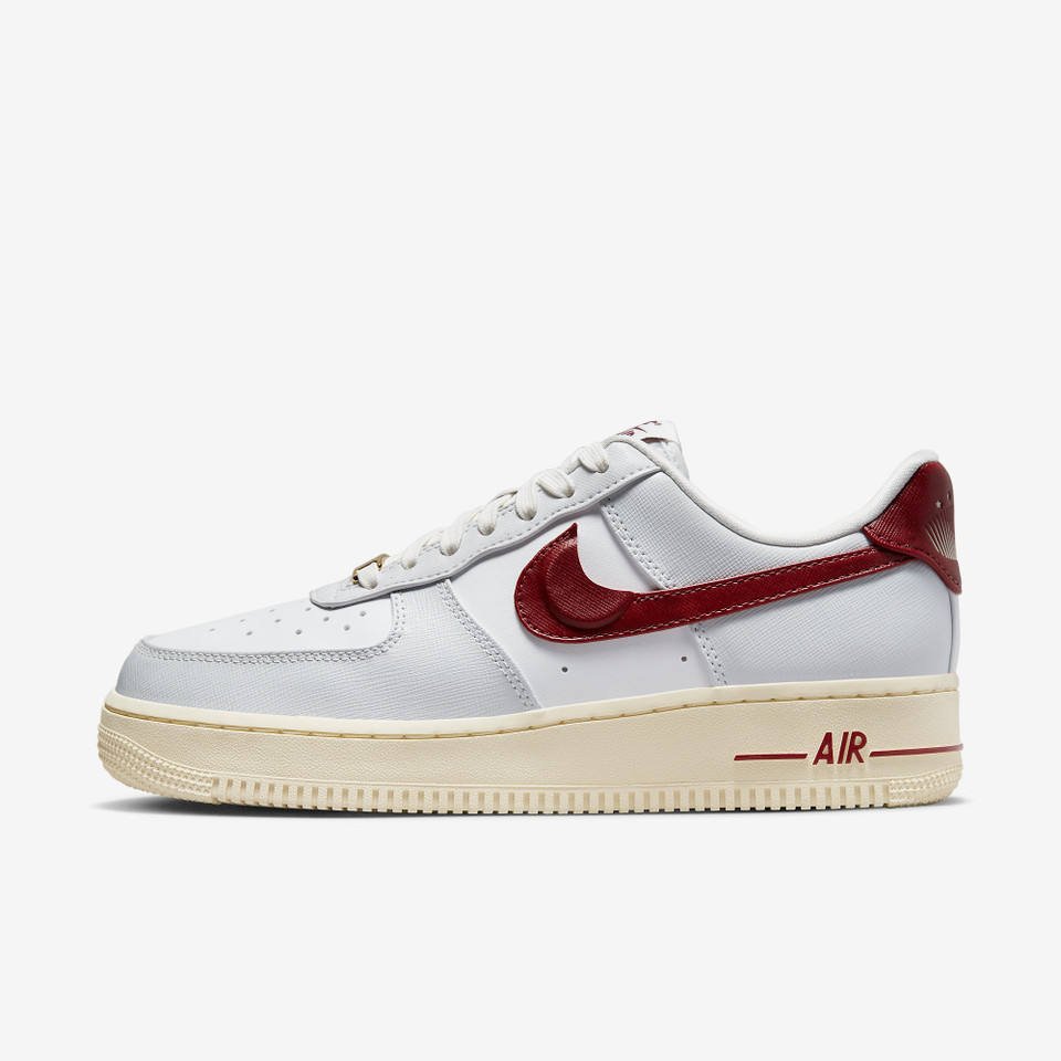 Air Force 1 Low Photon Dust Red