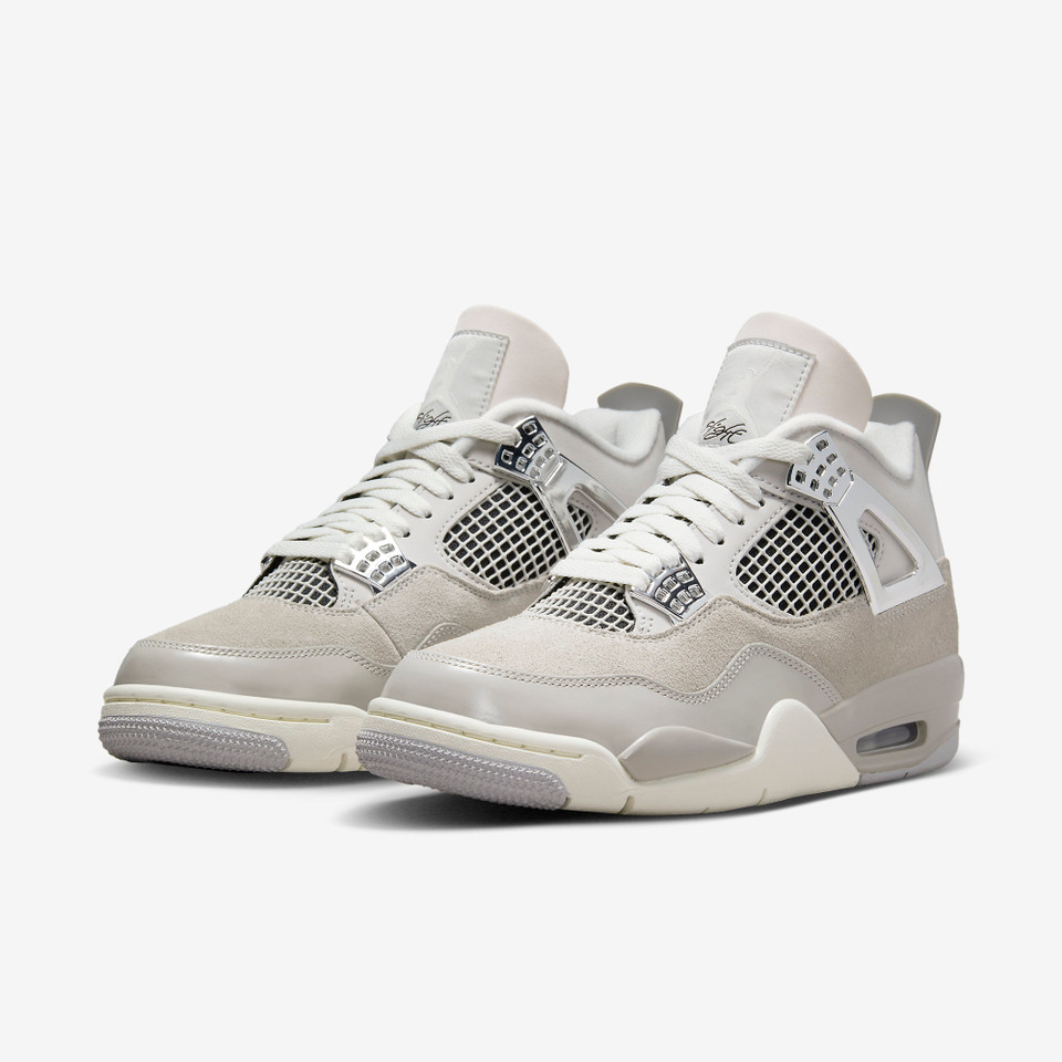 Jordan 4 Retro Frozen Moment