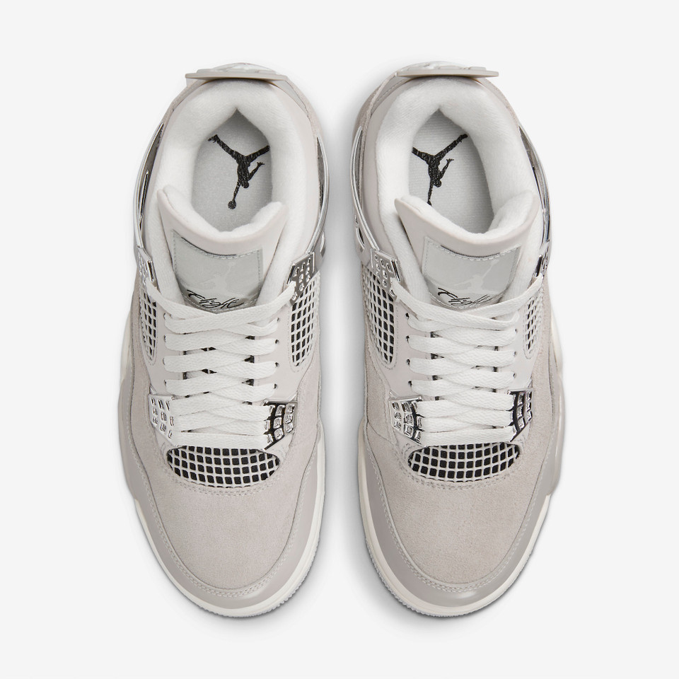 Jordan 4 Retro Frozen Moment