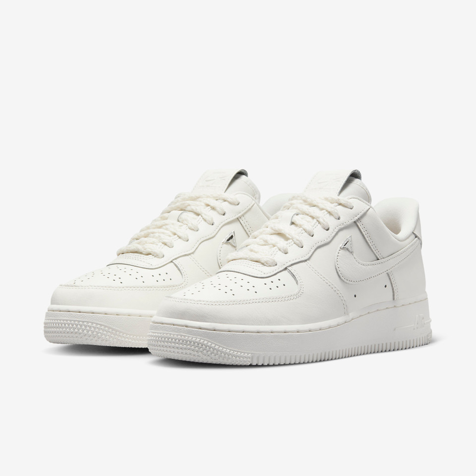 Air Force 1 '07 Needlework Chrome Sail