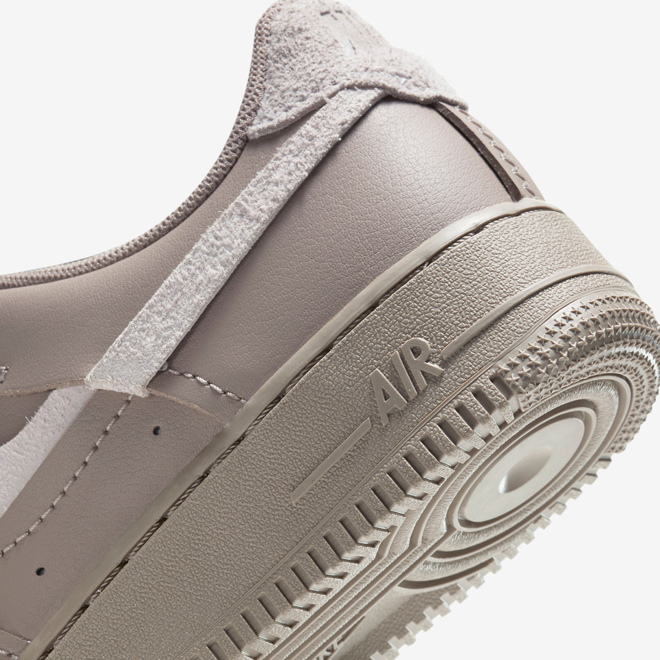 Air Force 1 LXX Vandalized Malt