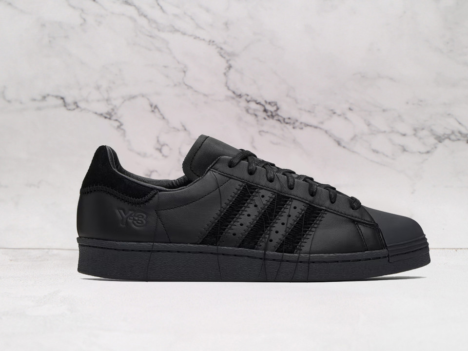 ADIDAS Black Superstar 82 Sneakers – Retro Meets Modern ADIDAS Black Superstar 82 Sneakers – Retro Meets Modern