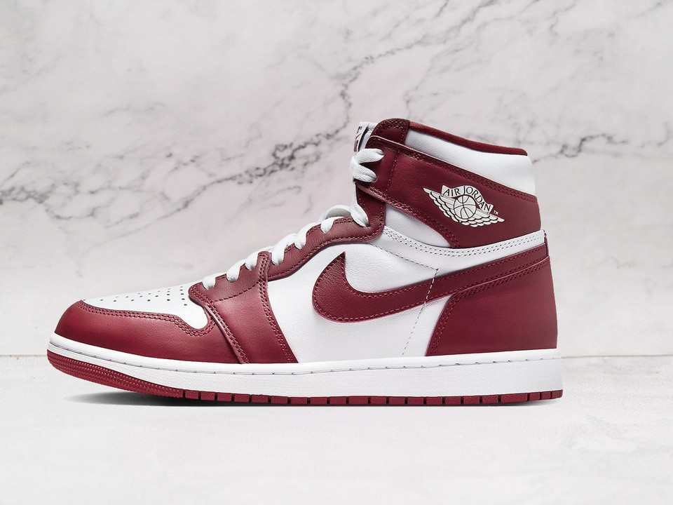 Jordan 1 Retro High OG Artisanal Team Red – Classic High-Top Sneaker Jordan 1 Retro High OG Artisanal Team Red – Classic High-Top Sneaker