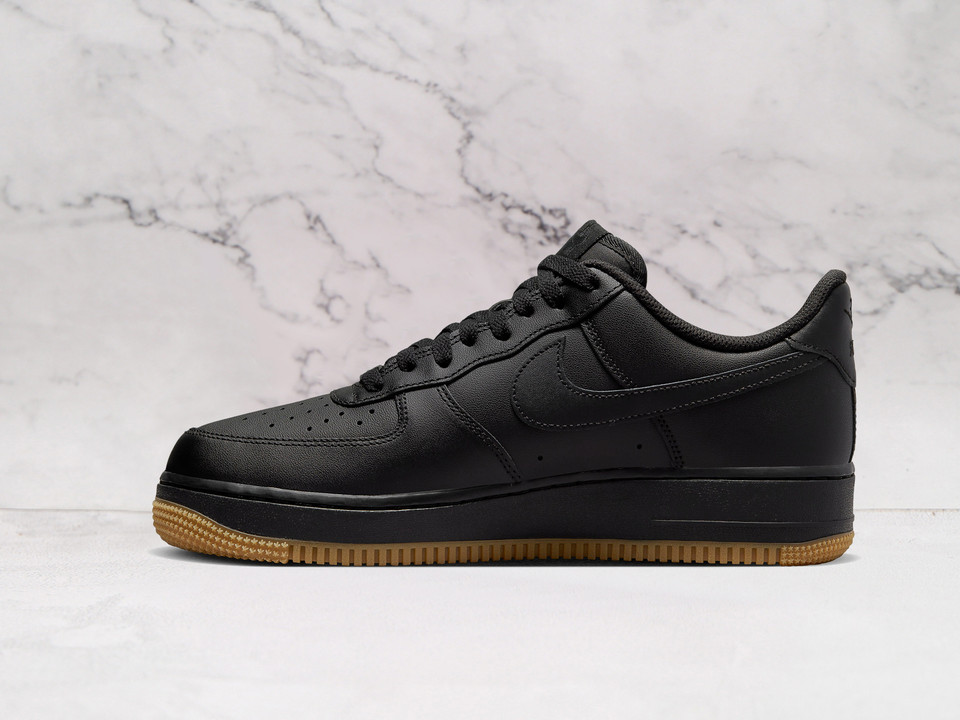 Nike Air Force 1 Low '07 Black Gum medial view with Gum Light Brown sole.