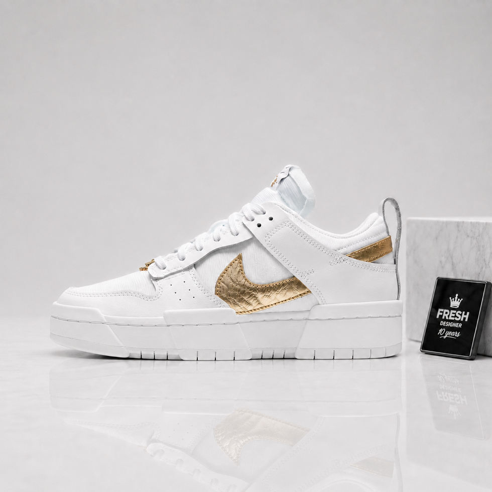 SB dunk Low Disrupt White metallic gold