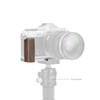SMALLRIG L-MOUNT PLATE W/WOOD HANDLE (OM-3) SMALLRIG L-MOUNT PLATE W/WOOD HANDLE (OM-3)