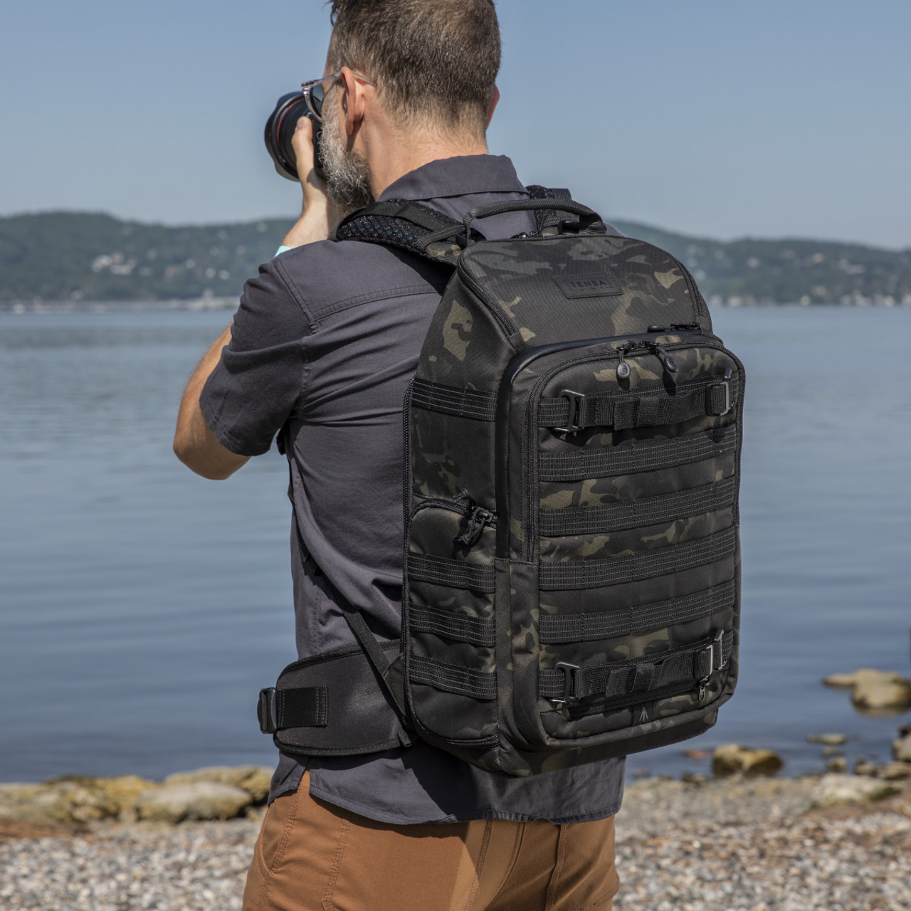 TENBA AXIS V2 20L BACKPACK (MULTICAM BLACK)