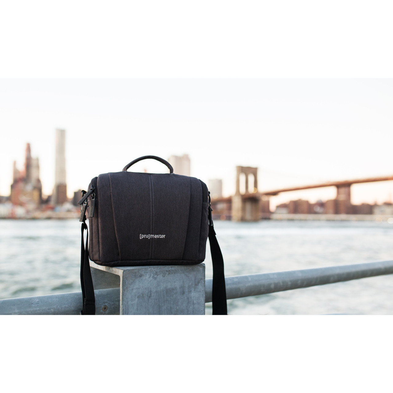 PROMASTER CITYSCAPE 40 SHOULDER BAG (CHARCOAL GREY)