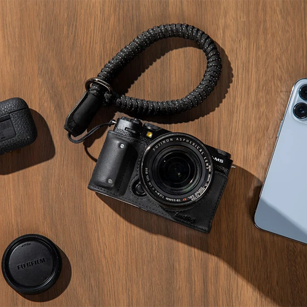 SMALLRIG CAMERA LEATHER HALF CASE KIT- FUJFILMI X-M5 (BLACK)