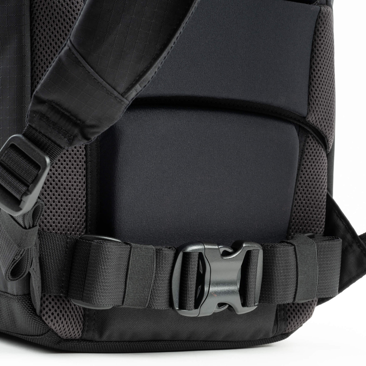 THINKTANK WALKER PRO 16L (BLACK)