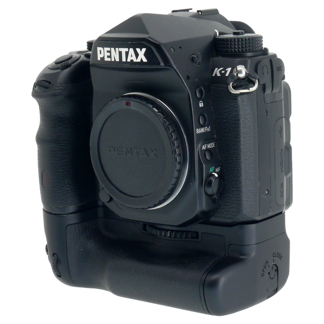 USED PENTAX K-1 W/ GRIP (774108)