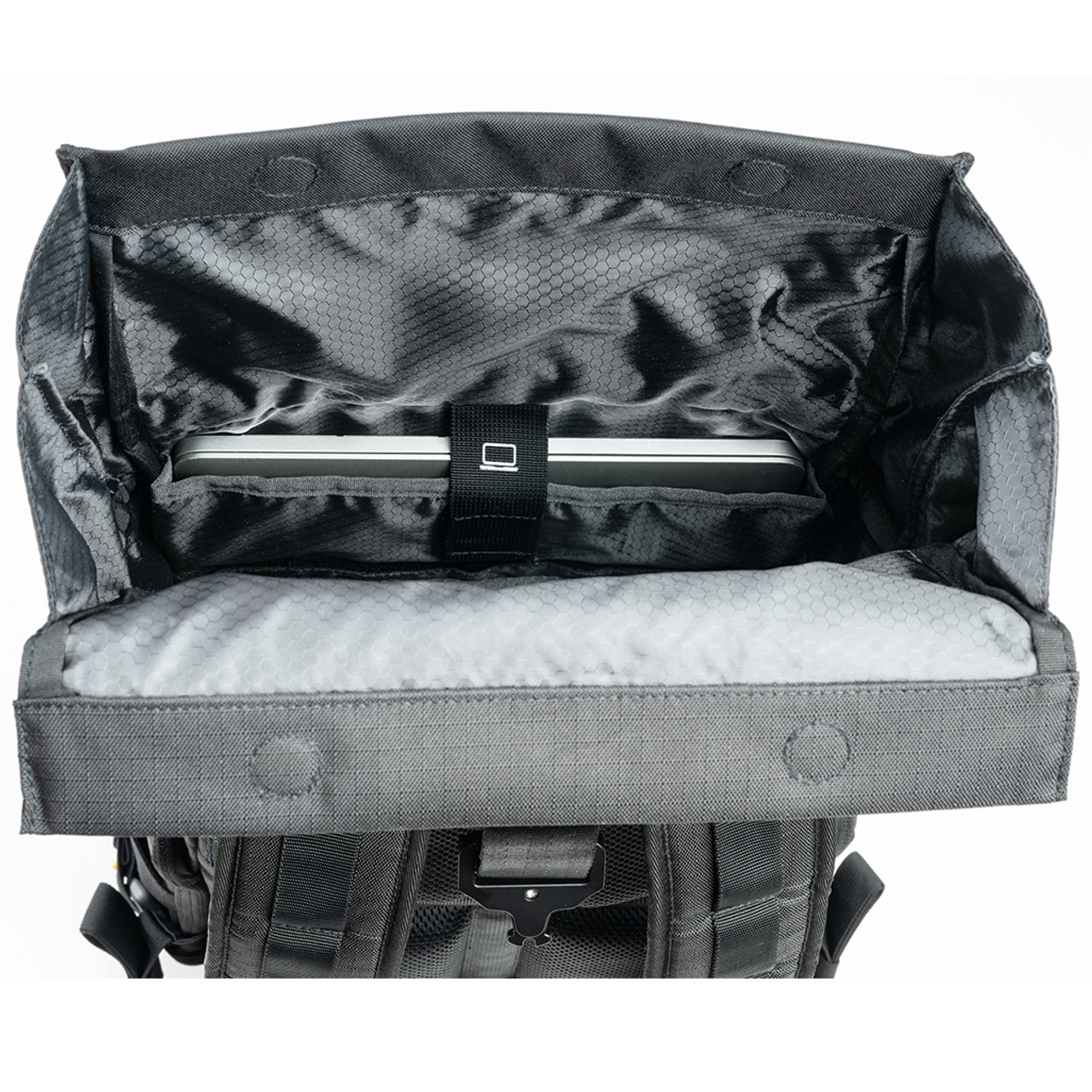 THINK TANK FOCUS POINT 22L (URBAN RUST) THINK TANK FOCUS POINT 22L (URBAN RUST)