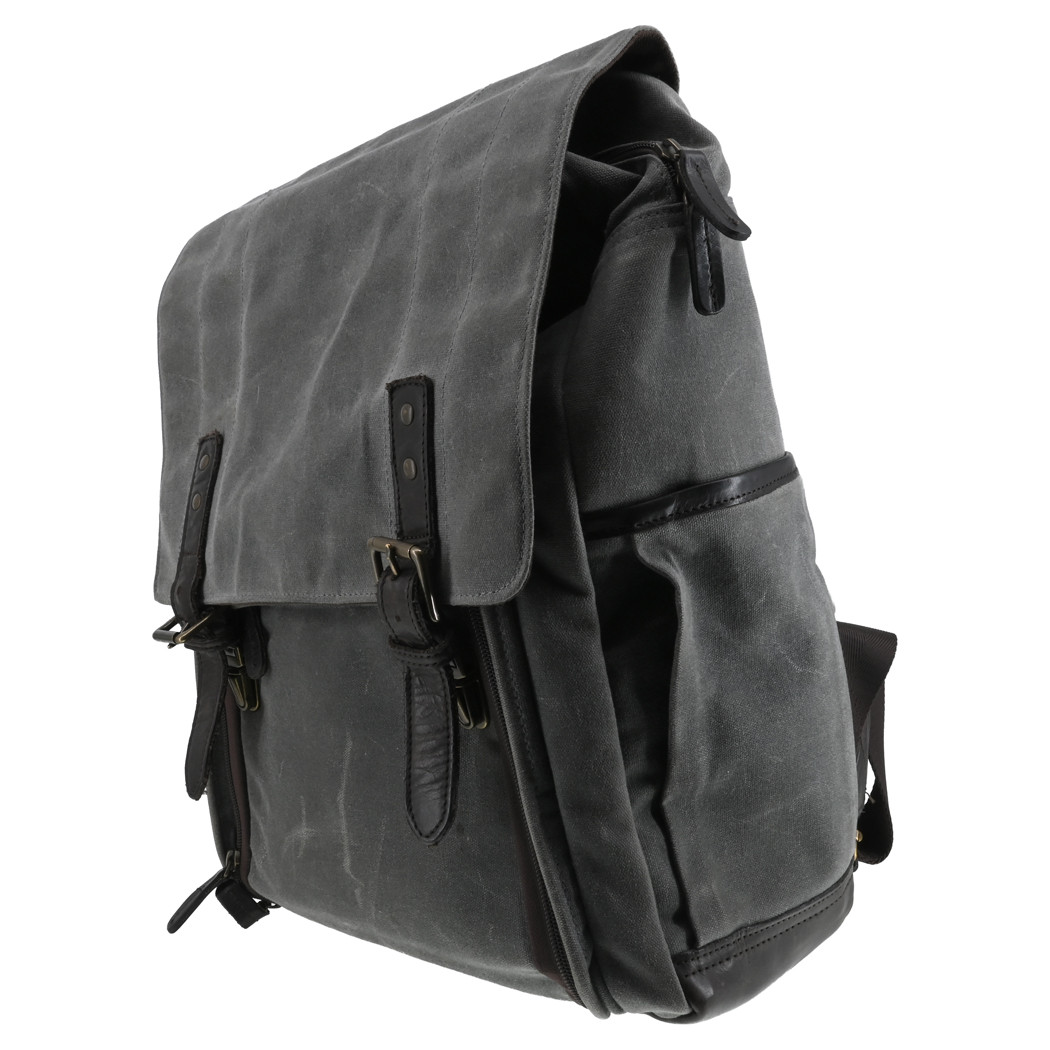USED ONA THE CAMPS BAY BACKPACK