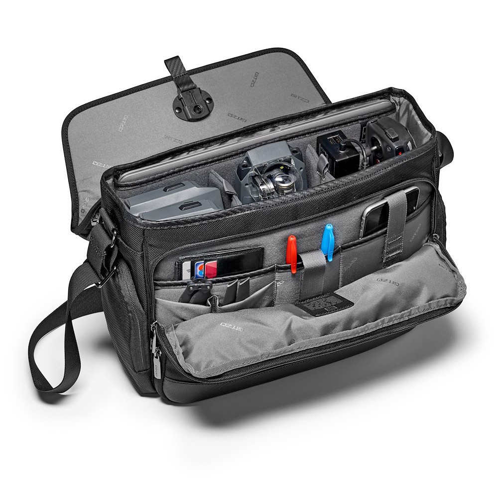 GITZO CENTURY TRAVELER MESSENGER BAG (DISPLAY UNIT)