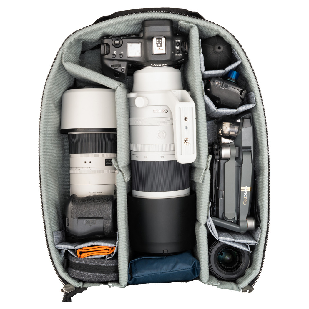 THINKTANK AIRPORT COMMUTER ROLLING PACK (31L)