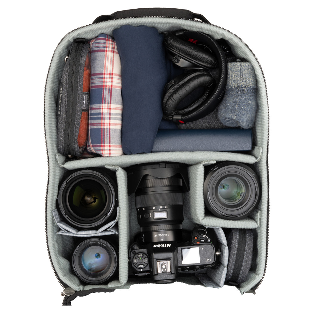 THINKTANK AIRPORT COMMUTER ROLLING PACK (31L)