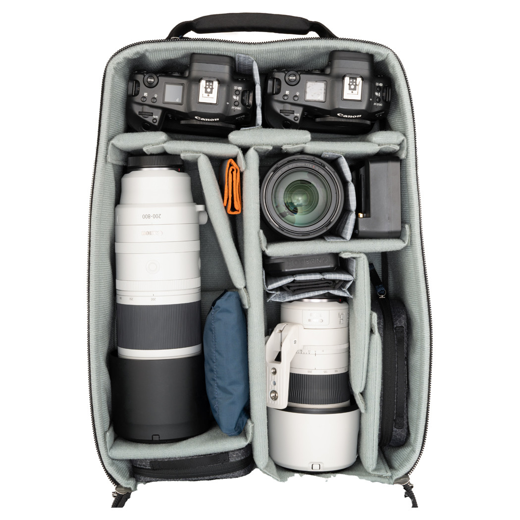 THINKTANK AIRPORT ACCELERATOR 41L ROLLING PACK