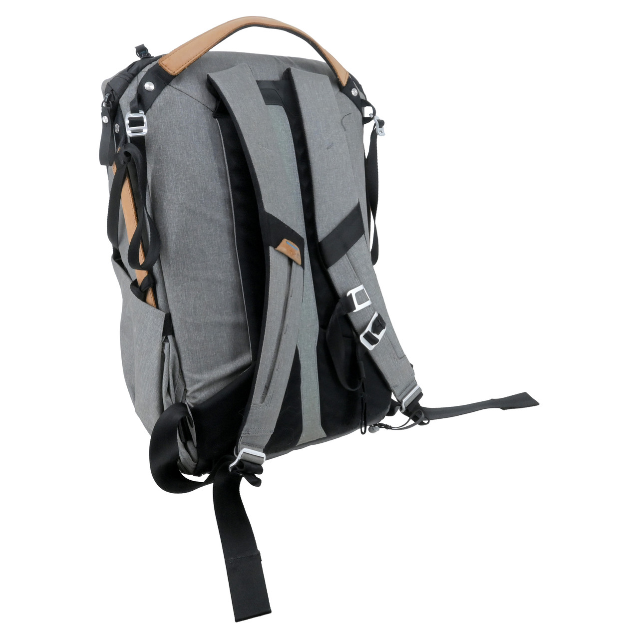 USED PEAK DESIGN EVERYDAY BACKPACK 30L