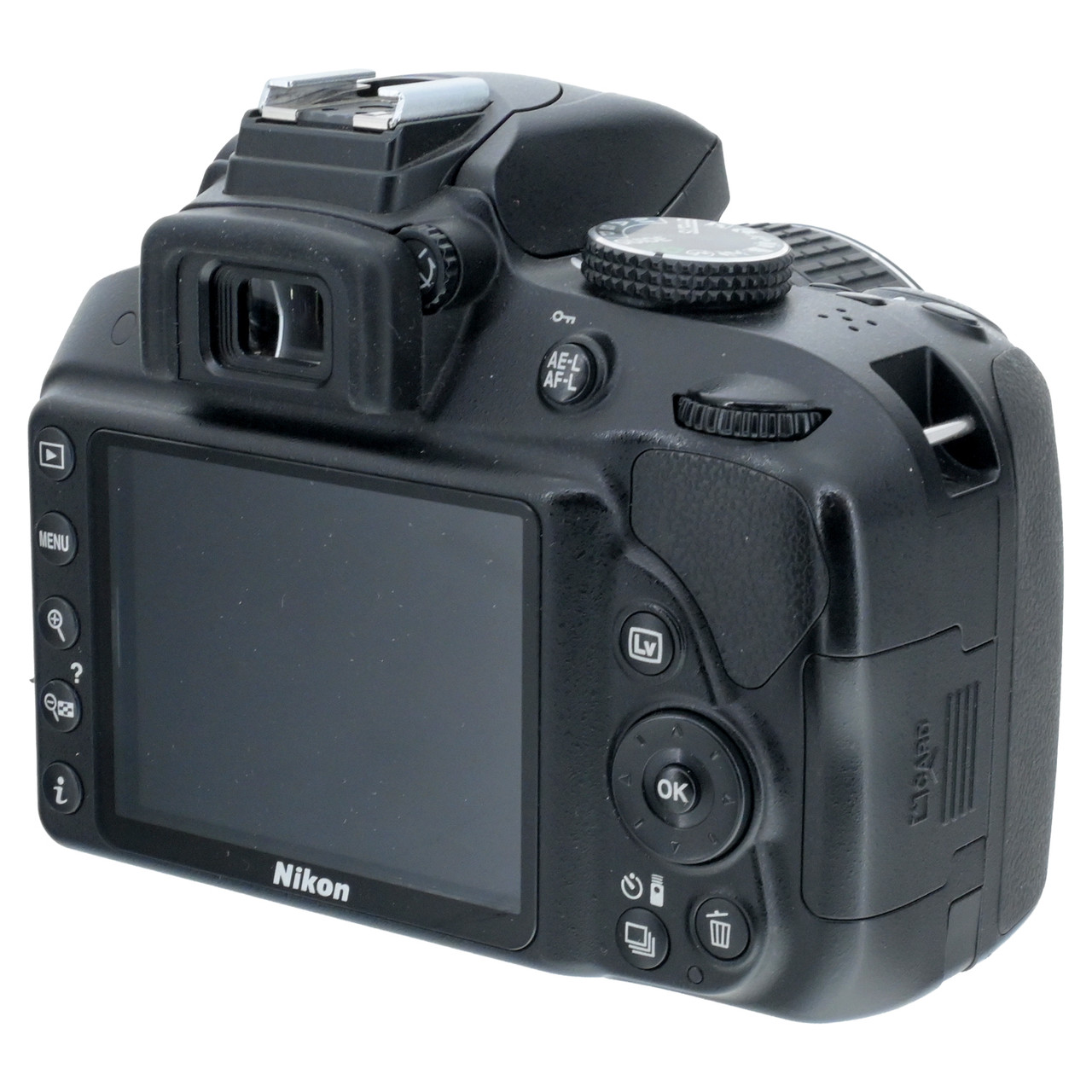USED NIKON D3300 18-55MM KIT