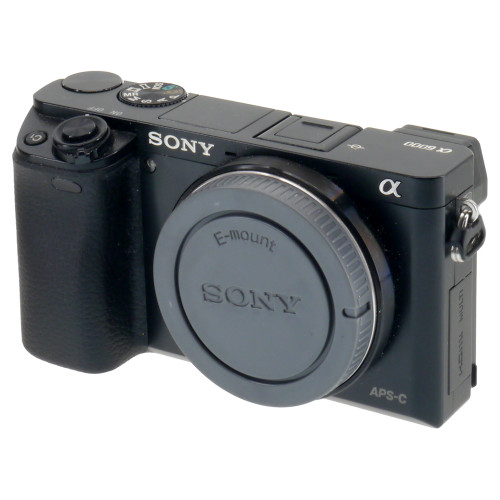 USED SONY A6000 (763706)