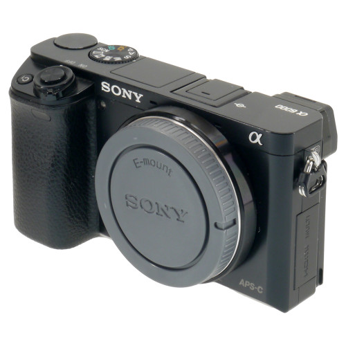 USED SONY A6000 (764656)