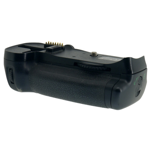 USED NIKON MB-D10 BATTERY GRIP (774917)