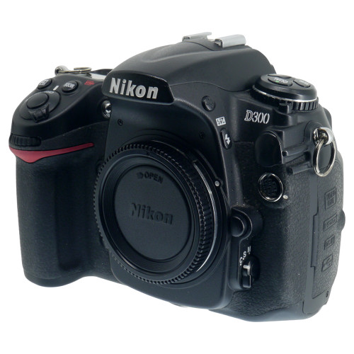 USED NIKON D300 BODY
